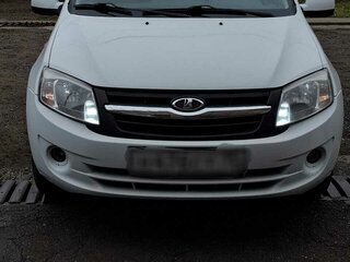 2013 Lada (ВАЗ) Granta I, белый, 850000 рублей, вид 1