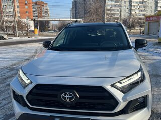 2023 Toyota RAV4 V (XA50), белый, 4080000 рублей, вид 3