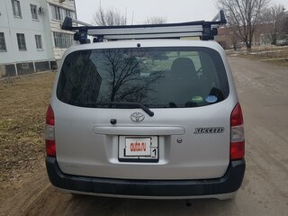 2017 Toyota Succeed I Рестайлинг, серебристый, 1600000 рублей, вид 3