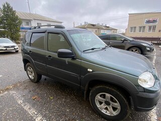 2019 Chevrolet Niva I Рестайлинг, серый, 970000 рублей, вид 3