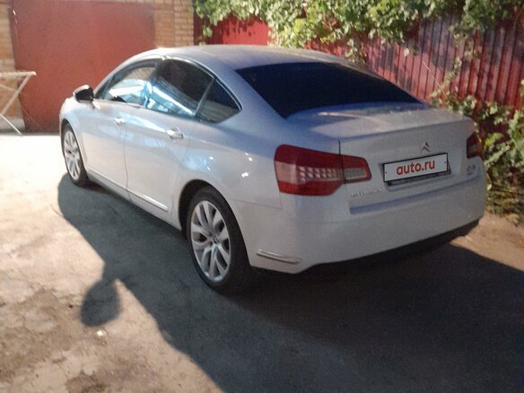 2011 Citroen C5 II, белый, 570000 рублей - вид 5