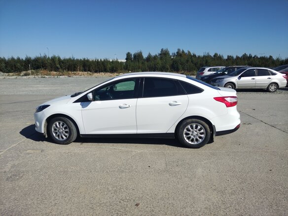 2013 Ford Focus III, белый, 800000 рублей - вид 6
