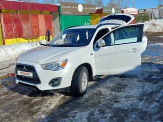 2012 Mitsubishi ASX I Рестайлинг, белый, 1350000 рублей, вид 4