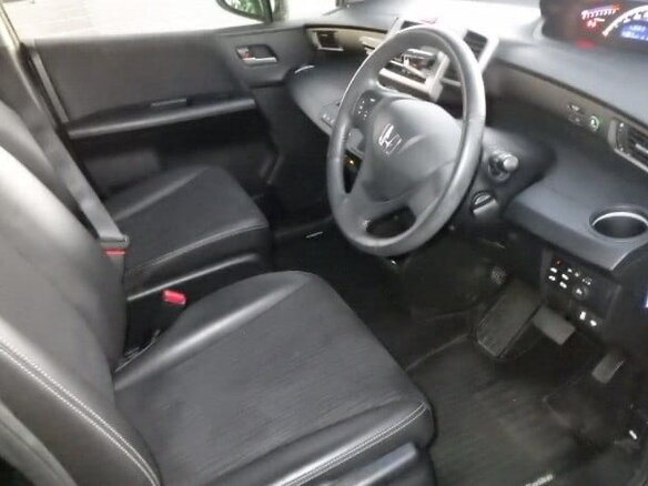 2014 Honda Freed Spike I Рестайлинг 2, чёрный, 1900000 рублей - вид 4