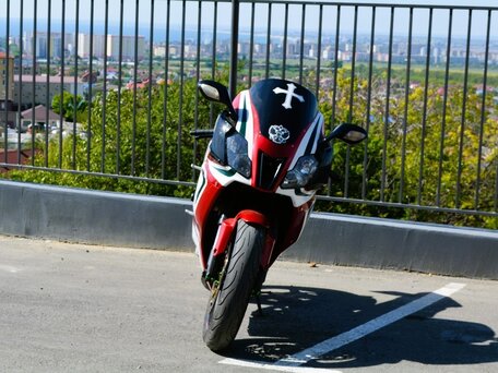 2004 Aprilia RSV1000 R, красный, 549000 рублей, вид 5