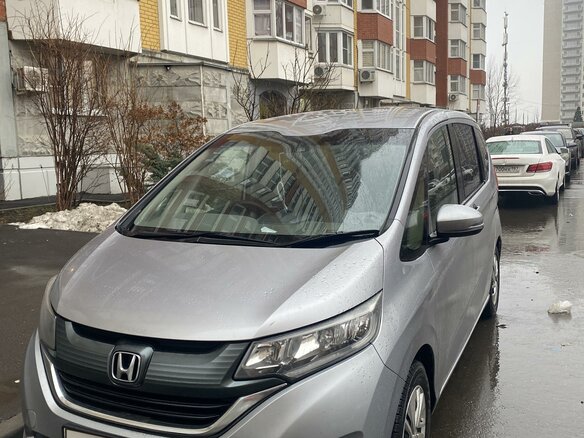 2019 Honda Freed II, серый, 1400000 рублей - вид 8