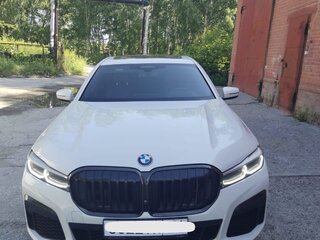 2021 BMW 7 серии 740d xDrive VI (G11/G12) Рестайлинг, белый, 6800000 рублей, вид 2