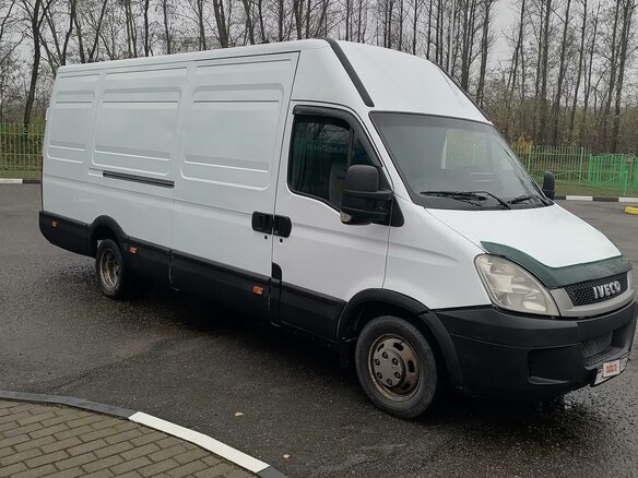 2009 Iveco Daily, белый, 850000 рублей - вид 4