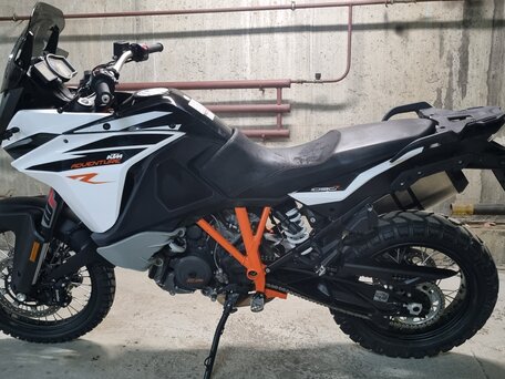 2017 KTM 1090 Adventure R, белый, 930000 рублей, вид 4