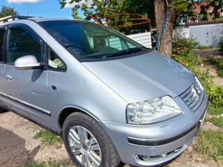 2006 Volkswagen Sharan I Рестайлинг 2, серебристый, 700000 рублей, вид 3