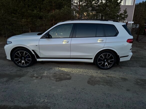 2019 BMW X7 30d I (G07), белый, 6950000 рублей - вид 6