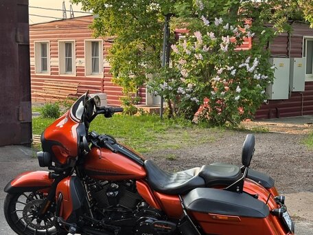 2019 Harley-Davidson Street Glide Special, оранжевый, 2200000 рублей, вид 5