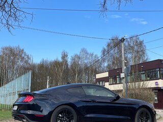 2021 Ford Mustang VI Рестайлинг, синий, 3500000 рублей, вид 2