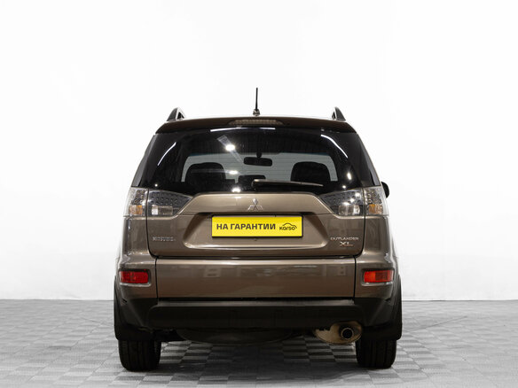 2011 Mitsubishi Outlander II Рестайлинг, коричневый - вид 4