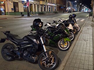 2025 Bajaj Dominar 400, чёрный, 430000 рублей, вид 3