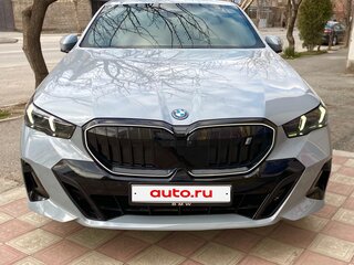 2024 BMW i5 eDrive40, серый, 5490000 рублей, вид 1