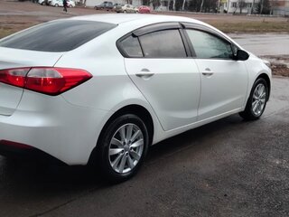 2013 Kia Cerato III, белый, 1350000 рублей, вид 4