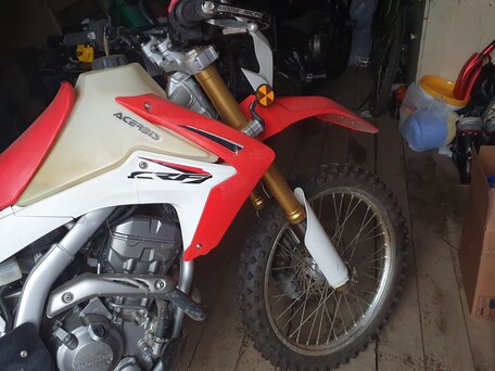 2016 Honda CRF 250L, красный, 395000 рублей, вид 4