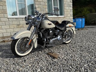 2015 Harley-Davidson Softail Deluxe, белый, 1070000 рублей, вид 1
