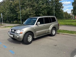 2005 Mitsubishi Pajero III Рестайлинг, бежевый, 1450000 рублей, вид 3
