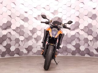 2016 KTM 1290 Super Duke R, оранжевый, 899000 рублей, вид 5