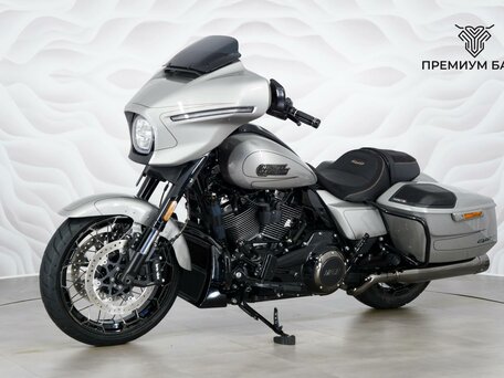 2023 Harley-Davidson CVO Street Glide, серый, 3627000 рублей, вид 3