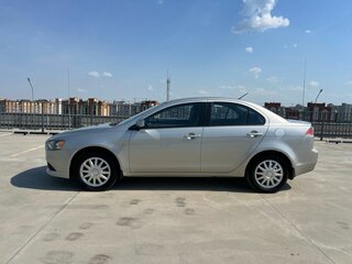 2014 Mitsubishi Lancer X Рестайлинг, серебристый, 920010 рублей, вид 3
