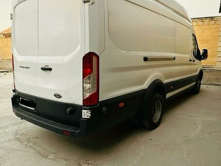 2018 Ford Transit, белый, 2250000 рублей, вид 3