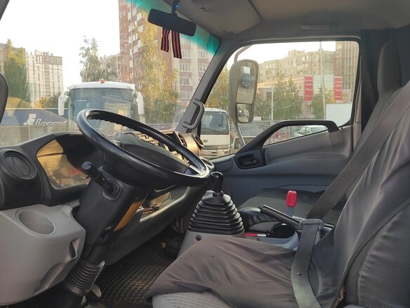 2013 Hino Series 300 (Dutro), белый, 3390000 рублей - вид 5