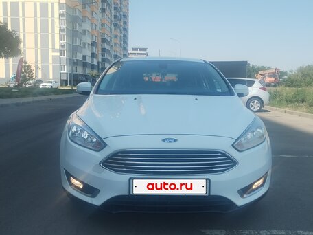 2018 Ford Focus III Рестайлинг, белый, вид 2