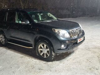 2010 Toyota Land Cruiser Prado 150 Series, зелёный, 3150000 рублей, вид 4