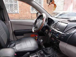 2011 Mitsubishi L200 IV, серый, 1100000 рублей, вид 2