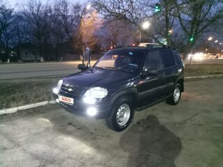 2006 Chevrolet Niva I, чёрный, 350000 рублей, вид 1