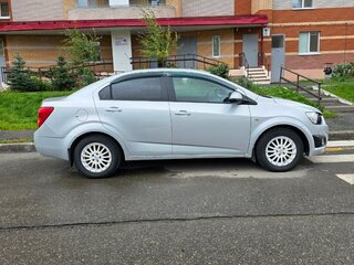 2012 Chevrolet Aveo II, серебристый, 375000 рублей, вид 3