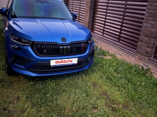 2023 Skoda Kodiaq I Рестайлинг, синий, 4000000 рублей, вид 2