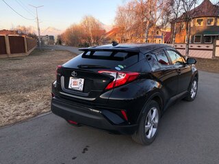2017 Toyota C-HR I, чёрный, 2200000 рублей, вид 3