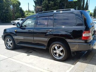 2006 Toyota Land Cruiser 100 Series Рестайлинг 2, чёрный, 2999000 рублей, вид 1