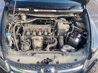 2010 Honda Stream II Рестайлинг, чёрный, 900000 рублей, вид 2