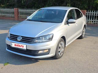 2016 Volkswagen Polo V Рестайлинг, серебристый, 900000 рублей, вид 2