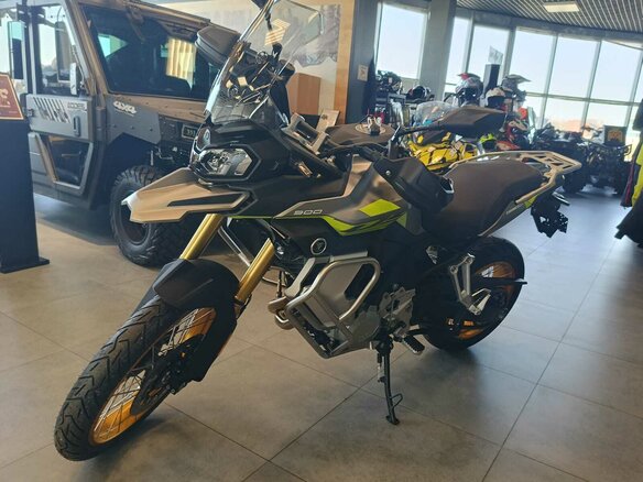 2026 Voge 900DSX, серебристый, 1033000 рублей - вид 8