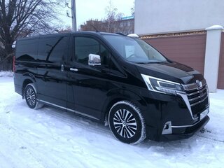 2019 Toyota HiAce H300, чёрный, 6200000 рублей, вид 1