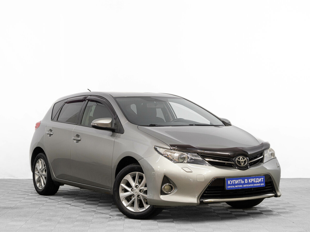 Открыть фотографии: Toyota Auris II