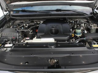 2020 Toyota Land Cruiser Prado 150 Series Рестайлинг 3, серебристый, 5750000 рублей, вид 5