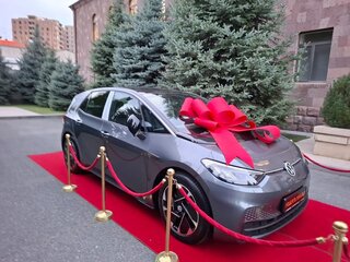 2022 Volkswagen ID.3 57.3 kWh I, серый, 2026280 рублей, вид 1