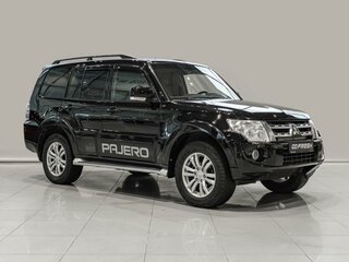 Mitsubishi Pajero IV Рестайлинг 1