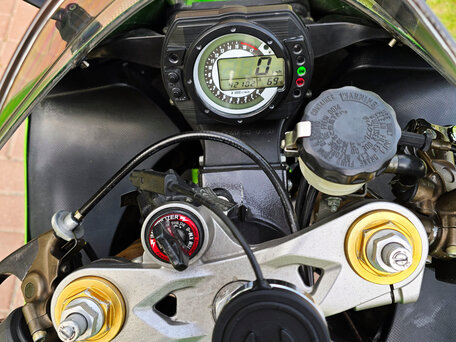 2005 Kawasaki ZX-6R Ninja, чёрный, 465000 рублей, вид 5
