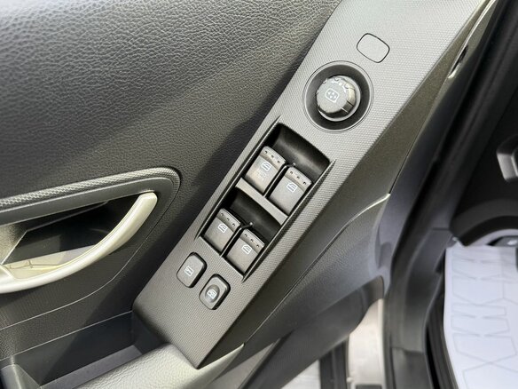2013 SsangYong Actyon II, серый - вид 16