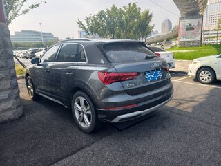 2021 Audi Q3 35 TFSI II (F3), серый, 2300000 рублей, вид 4