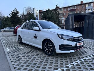 2020 Lada (ВАЗ) Granta Drive Active I Рестайлинг, белый, 960000 рублей, вид 3