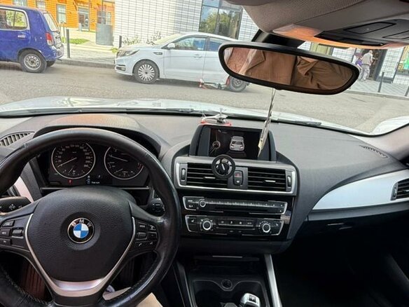 2017 BMW 1 серии 118i II (F20/F21) Рестайлинг, белый, 1465000 рублей - вид 13